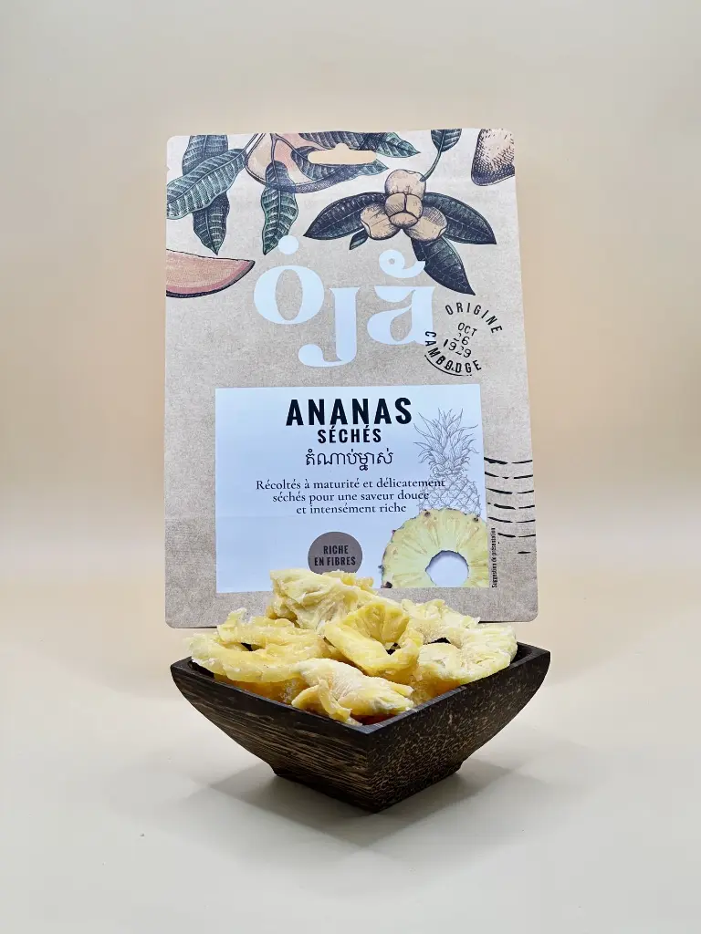 Paquet et morceaux d'ananas séché sans sucre ajouté OJA